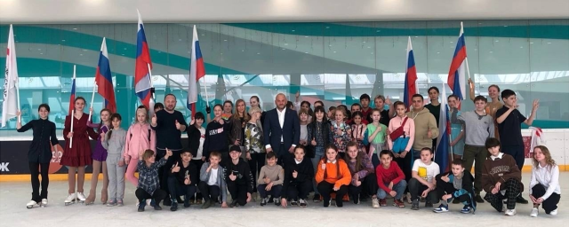 В Красногорске прошел благотворительный детский фестиваль на льду «Без границ»