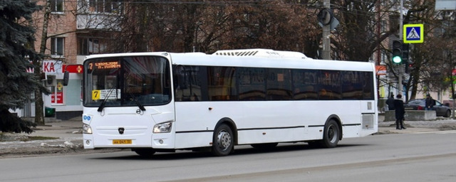 В Радоницу в Брянске запустят дополнительный транспорт для поездки жителей на кладбище