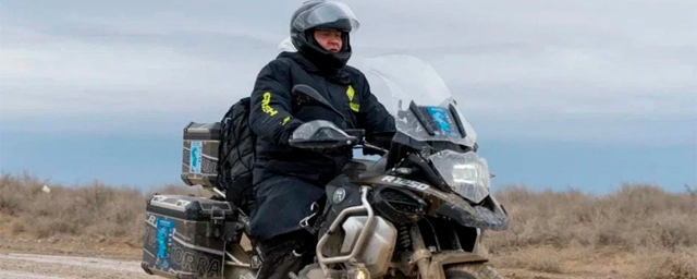 Астраханский губернатор Бабушкин во главе мотопробега посетил казахстанский Атырау