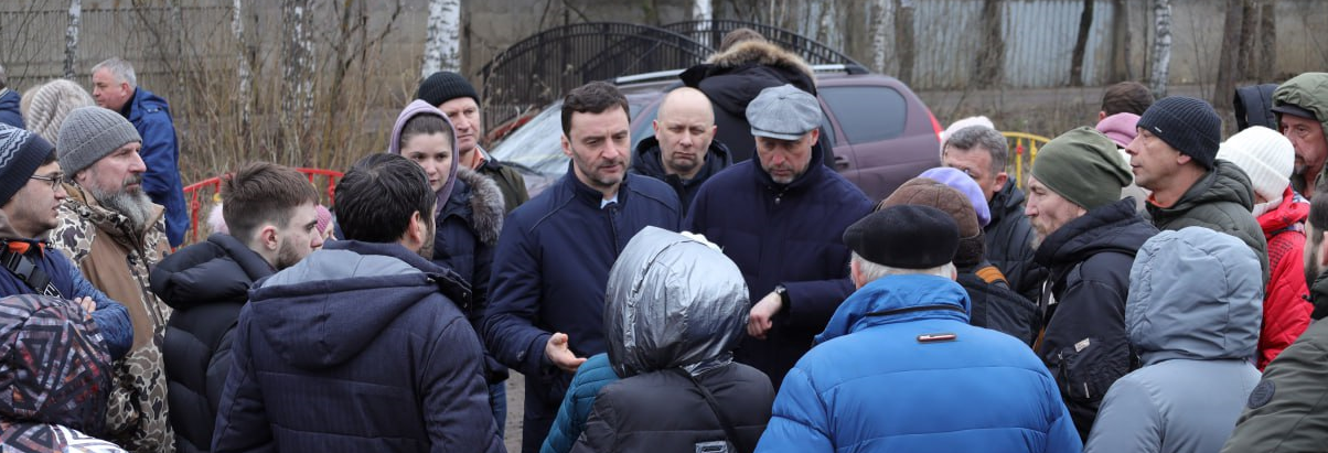 Глава Раменского г.о. Виктор Неволин провел встречу с жителями ТУ «Ильинский»