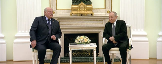 Владимир Путин и Александр Лукашенко проводят встречу в Кремле