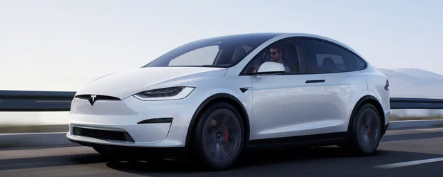 Министр транспорта США Буттиджич призвал Tesla не называть свои электромобили беспилотными