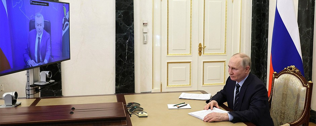 Путин пожелал губернатору Новосибирской области Травникову удачи на выборах главы региона
