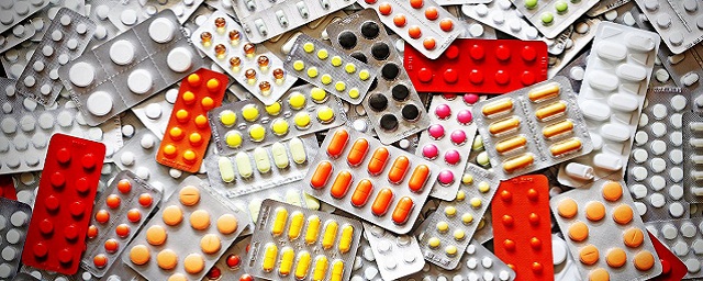 Депутат Фаррахов предложил не платить поставщикам дорогих лекарств, если они не эффективны в лечении