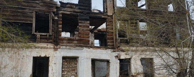 В Бурятии объект культурного наследия угрожает жизни местных жителей