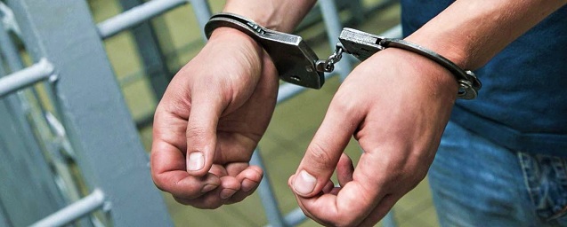 Два коллектора арестованы за вымогательство у подчиненных генерала полиции Строганова