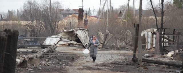 Путин поручил восстановить сгоревшее жилье в свердловском поселке Сосьва до начала отопительного сезона
