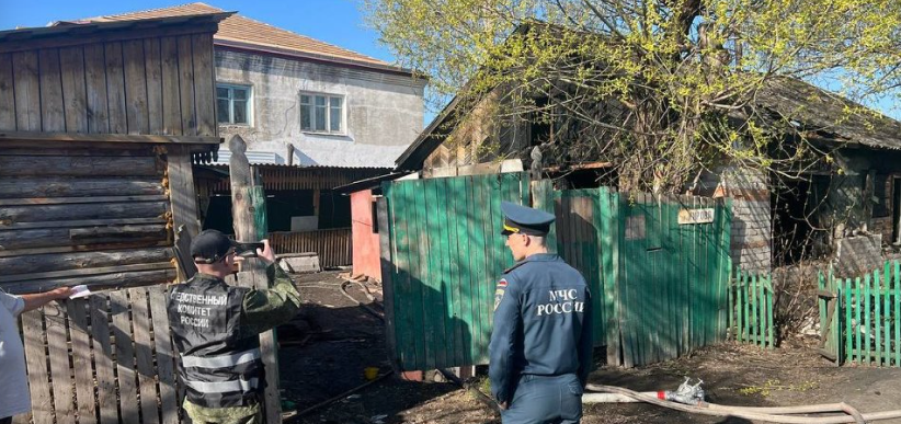 В Омской области при пожаре погибли двое детей