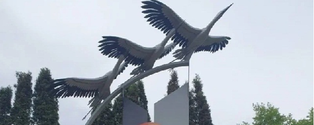 В городе Грязи Липецкой области установили памятник павшим героям