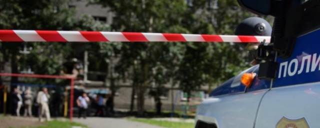 Жители Екатеринбурга утром обнаружили тела двух мужчин, лежащие через дорогу друг от друга