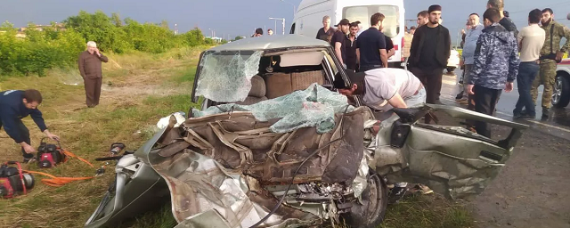 В Ингушетии семь человек погибли в ДТП с Mercedes и ВАЗом