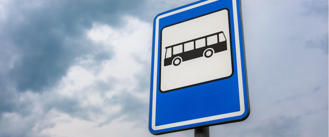 В Великих Луках по улице Карла Либкнехта с 20 по 25 июня изменится маршрут автобусов