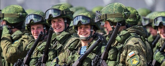 В ВС России сформируют две армии и два военных округа в этом году