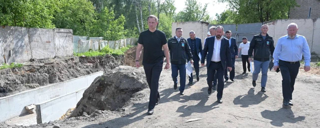 Волков и Самарин проверили ход строительства участков магистральной теплосети в Красногорске