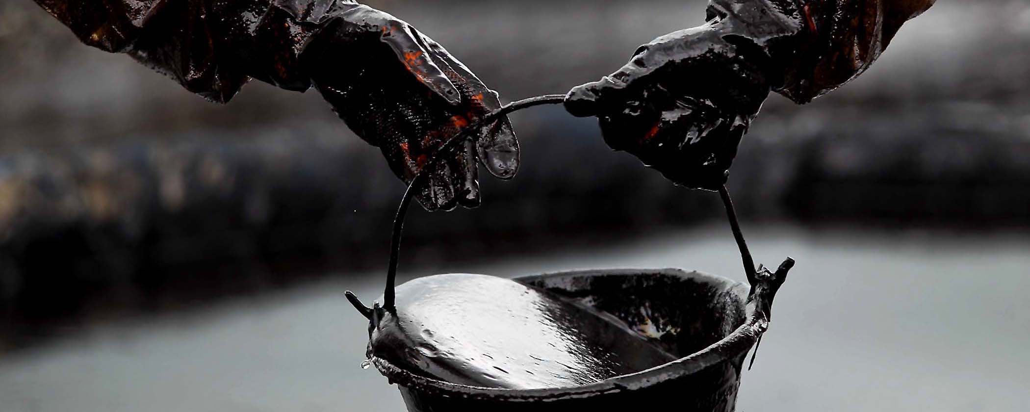 Депутат ЕП Синчич: Поставки российской нефти в ЕС продолжатся в условиях жестких санкций