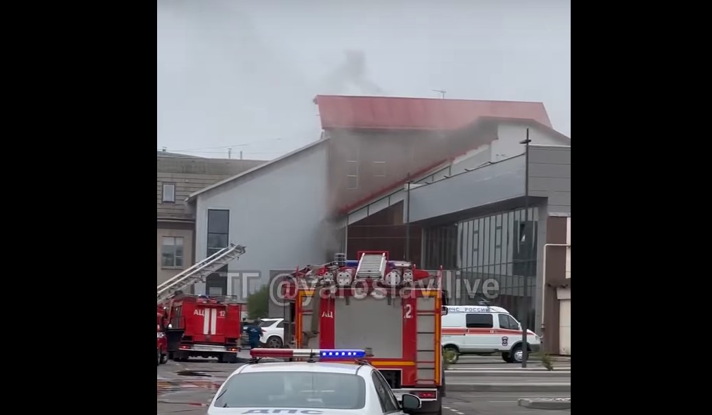 В центре Ярославля потушили пожар, вспыхнувший в сауне фитнес-клуба