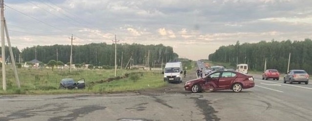 В Челябинской области подросток и двое взрослых пострадали в аварии