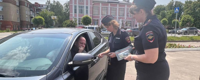В Павловском Посаде госавтоинспекторы провели беседы с водителями