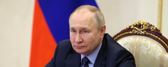 Владимир Путин подписал закон о запрете взыскания долгов с граждан новых регионов до 2026 года