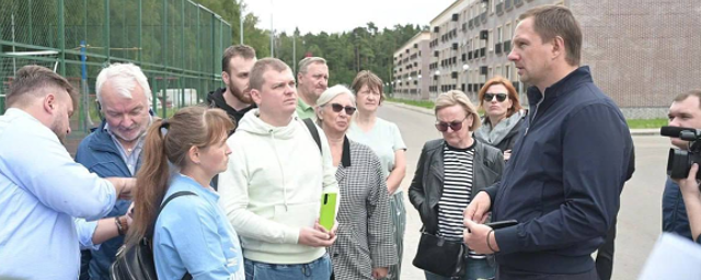 Дмитрий Волков вместе с жителями сделал обход территорий в Красногорске