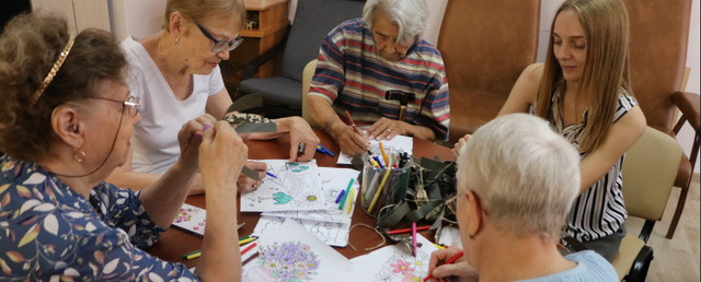 Жители Новосибирской области с начала года получили 25 тысяч услуг по активному долголетию