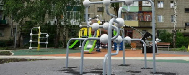 Граждан просят временно не пользоваться новыми игровыми площадками в Тамбове