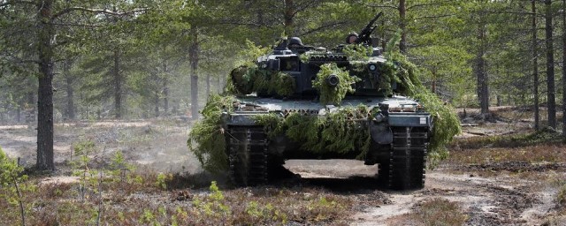 Экс-разведчик Риттер: ВСУ намеренно портят танки Leopard, чтобы не идти в бой