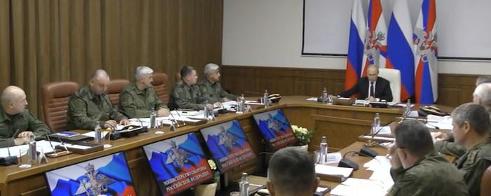 Путин прибыл в Ростов-на-Дону, где провёл совещание в штабе группировки СВО