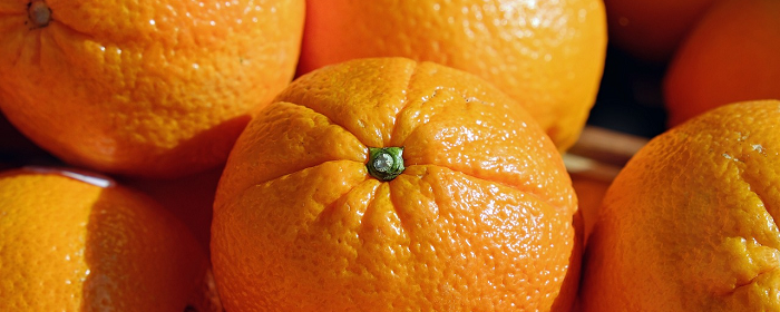 В магазинах Новосибирске цена за килограмм апельсинов выросла до 300 рублей