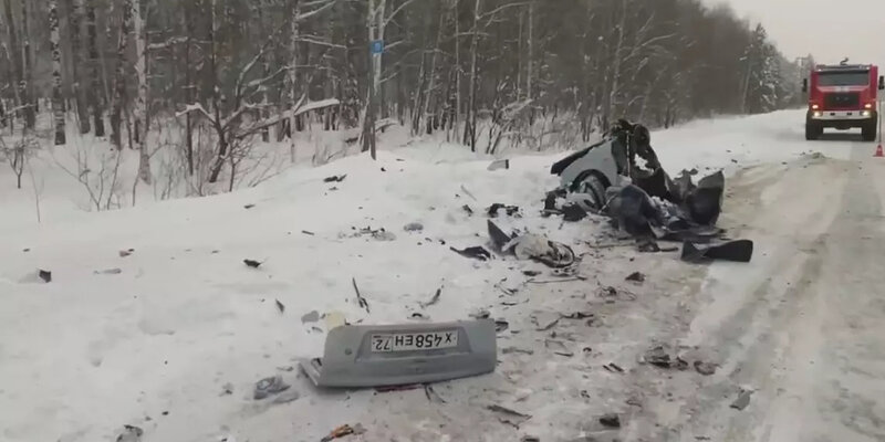 Машина превратилась в стальное месиво: многодетная мать погибла в аварии в Тюменской области