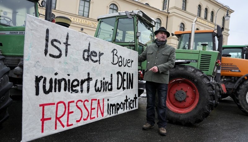Посол России в Берлине отверг измышления о причастности России к массовым протестам немецких фермеров