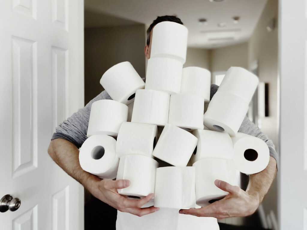 Жители Финляндии начали массово экономить на туалетной бумаге