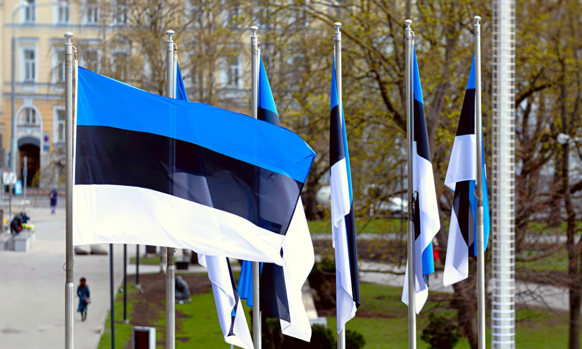 В Эстонии власти разрешили заключать однополые браки