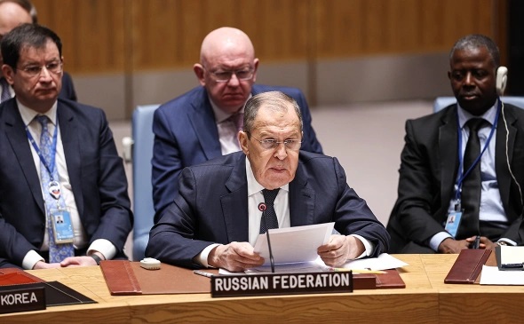 Лавров: Россия готова говорить о мире на Украине, но не о сохранении нынешней киевской власти