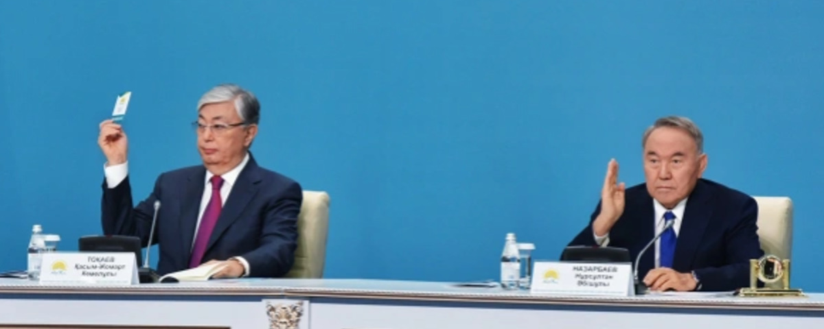 Президент Казахстана заявил, что стране пытались навязать модель двоевластия