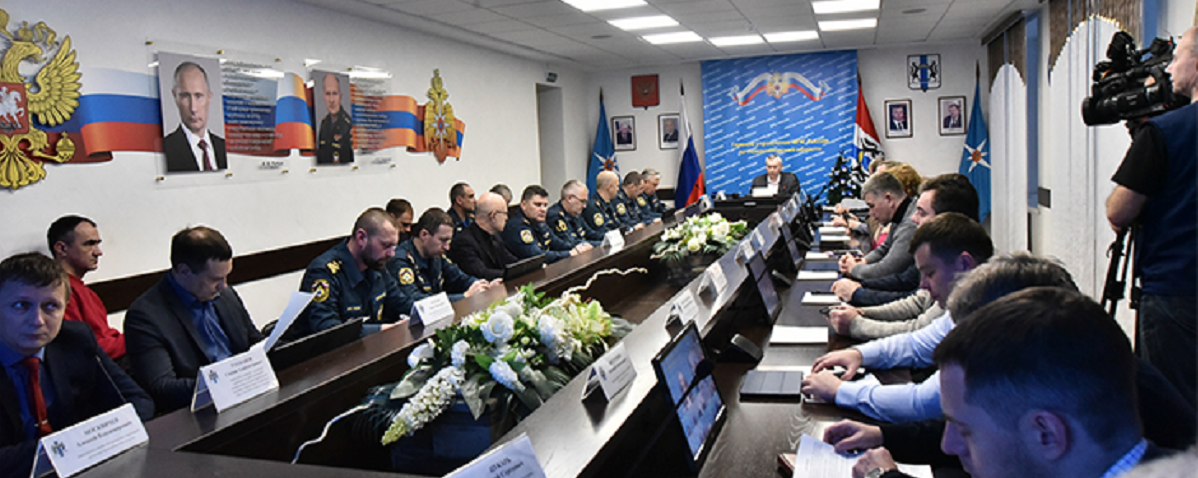 Губернатор Травников подтвердил, что все новосибирские службы работают штатно, власти сделают упор на пожарной безопасности