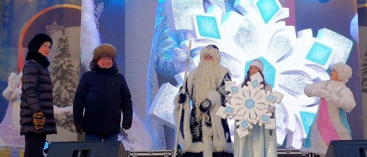 В Суздале прошла церемония передачи символа новогодней столицы России