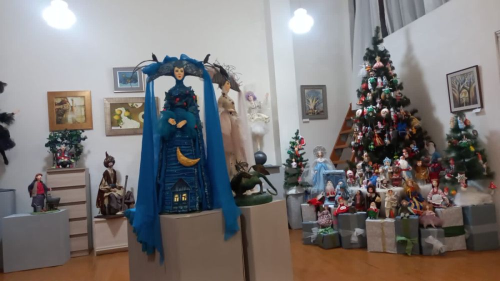 Земфира Дзиова и ее ученики представили новые работы на выставке авторских кукол во Владикавказе