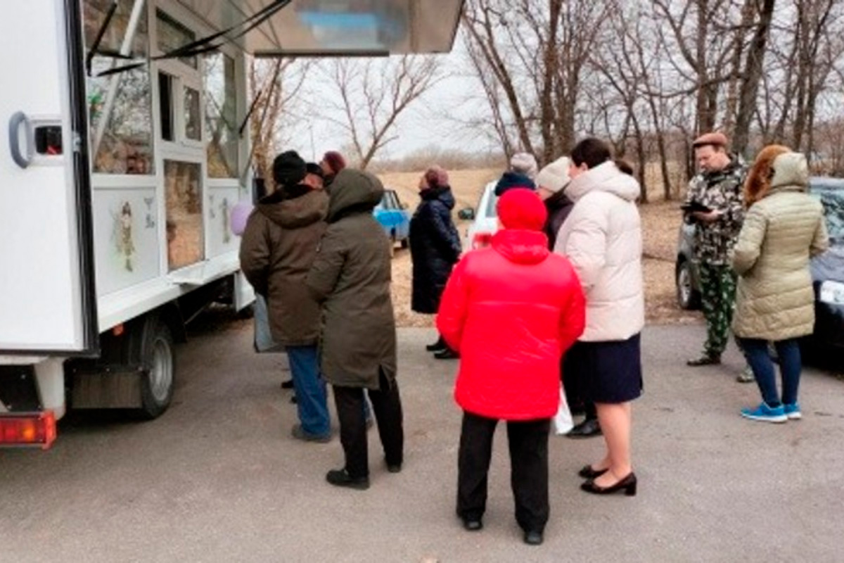 В Белгородской области работают специальные автолавки для приграничья В Белгородской области работают специальные автолавки для приграничья