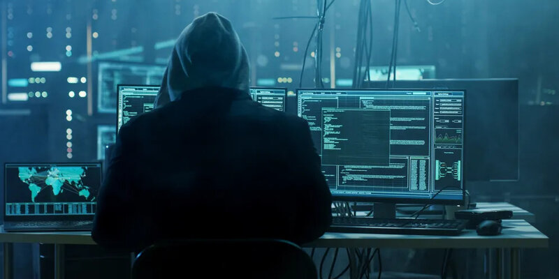 В Москве продлили арест хакеру, подозреваемому в атаках на  информационную инфраструктуру страны