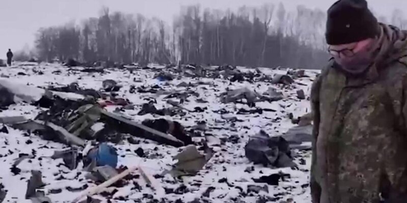 Следователи идентифицировали останки погибших при крушении Ил-76 в Белгородской области