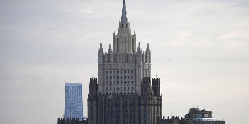 Москва закрыла въезд в РФ 18 гражданам Великобритании в рамках ответных санкций