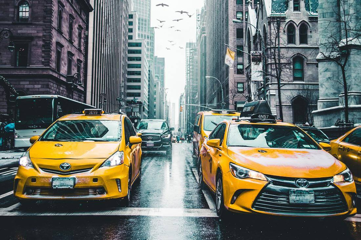 Водители такси Uber и Lyft намерены провести в США масштабную забастовку в День святого Валентина