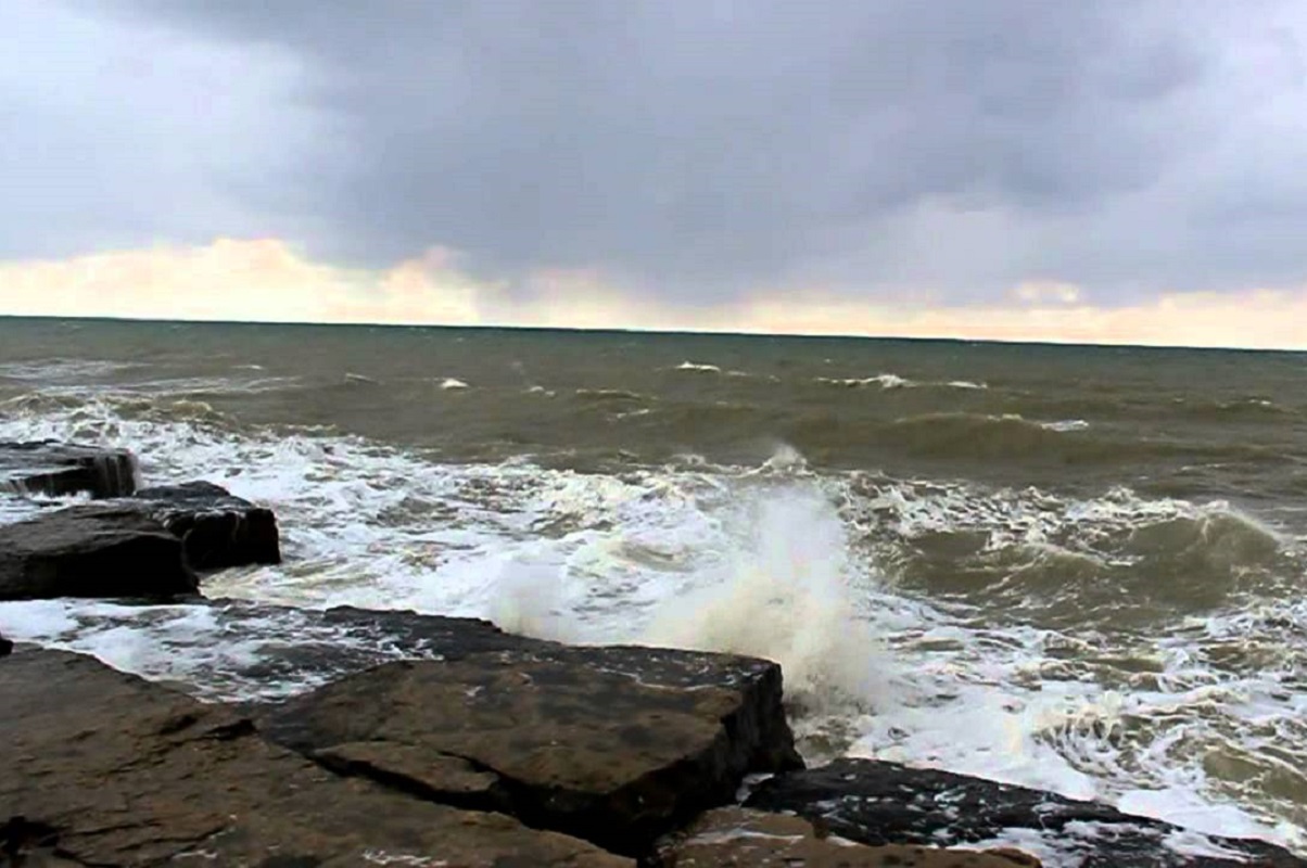 Каспийское море уходит вода