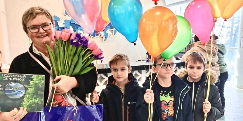 Приехавшая на отдых с детьми жительница Москвы стала миллионным туристом в Сочи с начала года