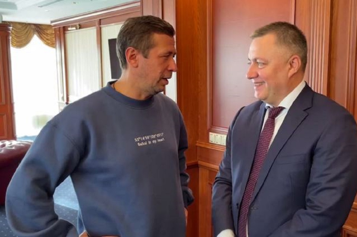 Губернатор Приангарья провел встречу с актером Андреем Мерзликиным и поблагодарил его за активную гражданскую позицию