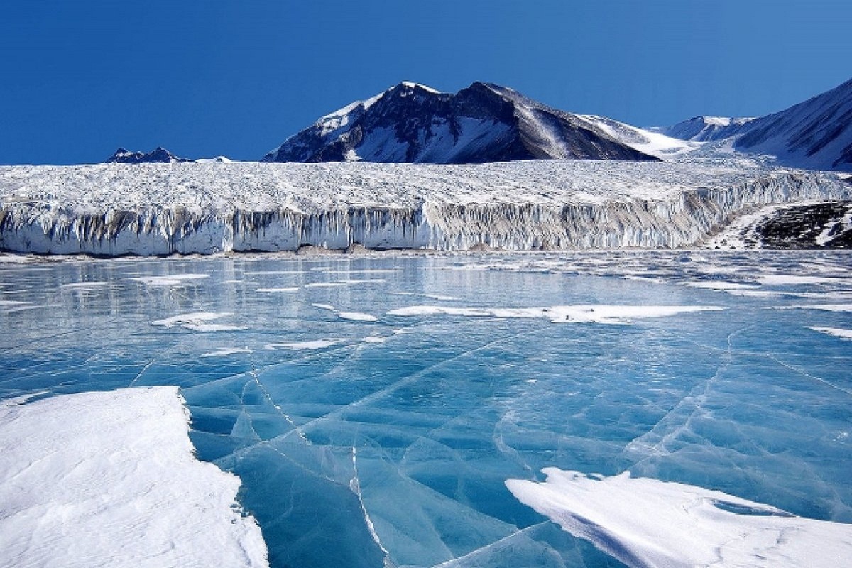 Ученые заявили, что 8000 лет назад произошло резкое сокращение ледового покрова в Антарктиде