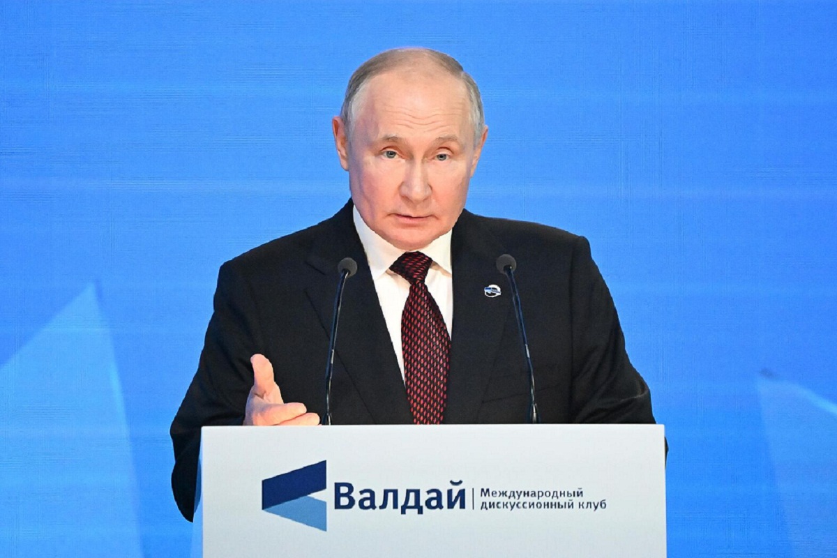 Путин списал часть долговой нагрузки Ленинградской области