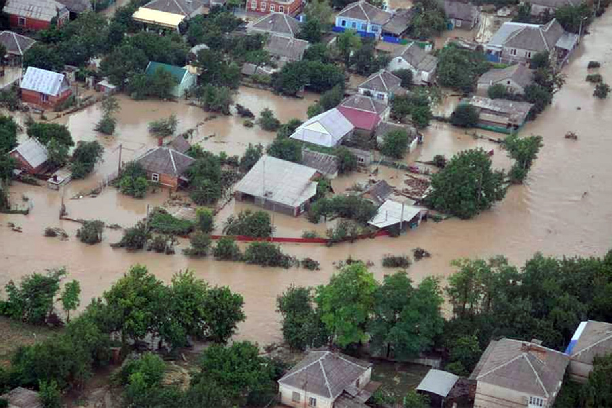 Город ушел под воду за час. Почему в Крымске погибли люди? История самого  страшного наводнения России