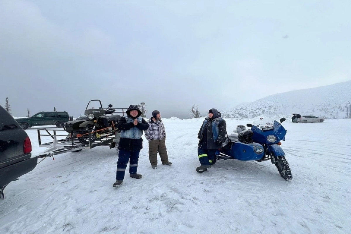 Байкеры из Тувы и Хакасии зимой проехали больше 1000 километров в рамках экстремального маршрута по Саянам